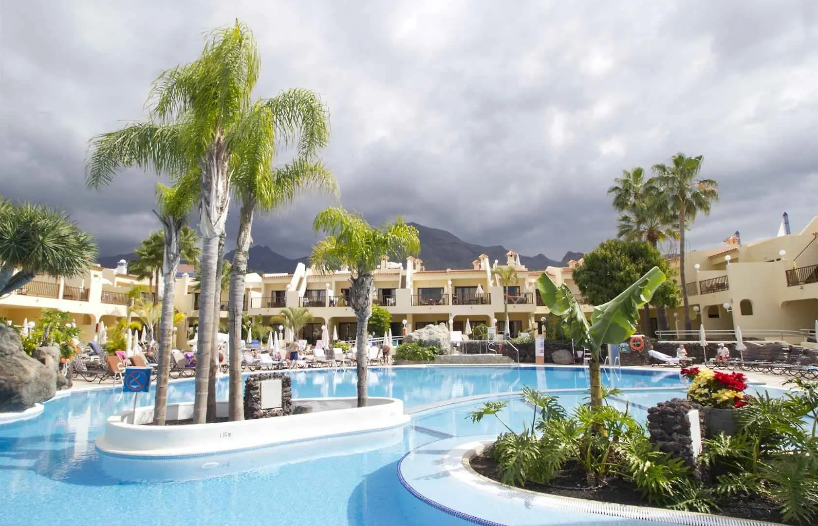 אדחה Royal Sunset Beach Club מלון דירות
